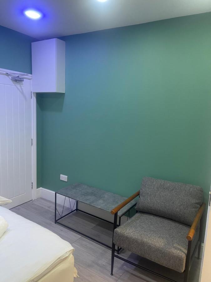 East Self Check In Apartament *