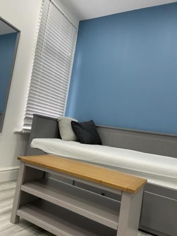 East Self Check In Apartament Londra