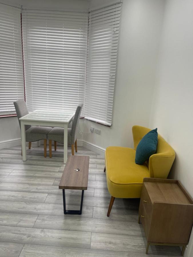 East Self Check In Apartament