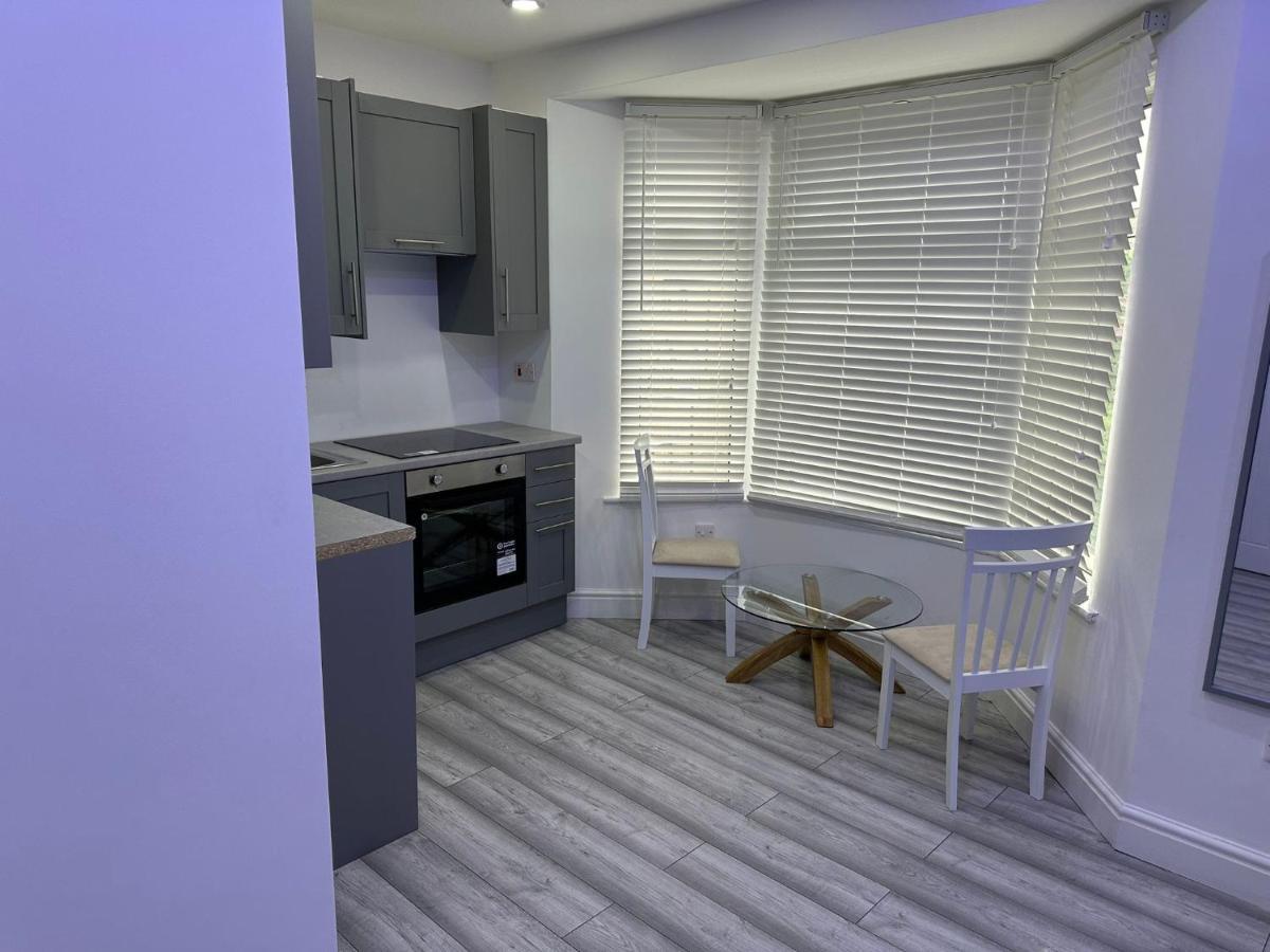 Apartament East Self Check In